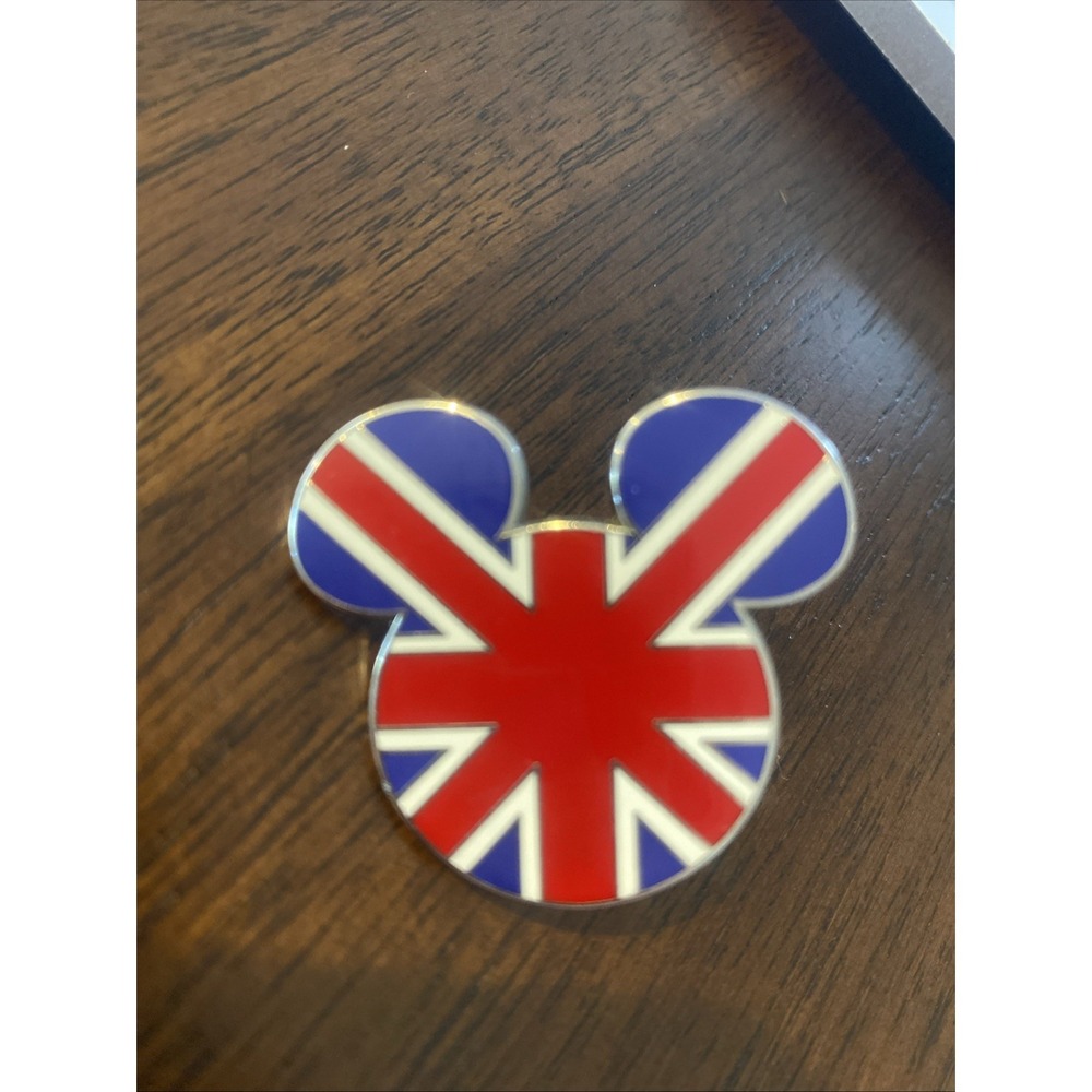 Disney Mickey Head Shaped British Flag Trading Pin 2008 Locking Back Union Jack